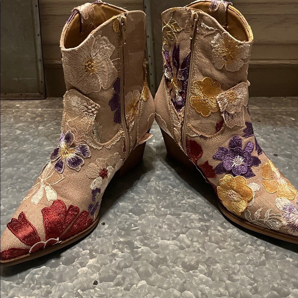 Floral Embroidered Ankle Boots